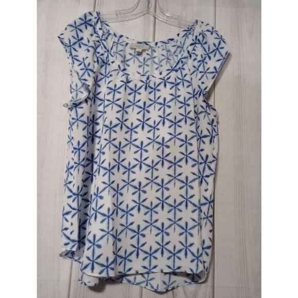 LOFT Outlet Shirt Ladies Medium‎ Blue White Blouse Capped Sleeve - Picture 1 of 7